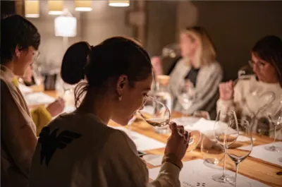 Between Vineyards and Cava: The Experience