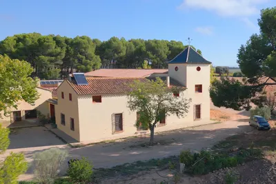 Bodegas Ampelos