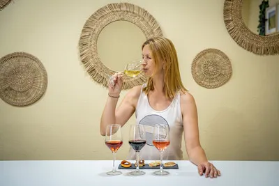 Visita con cata de vino y tapas